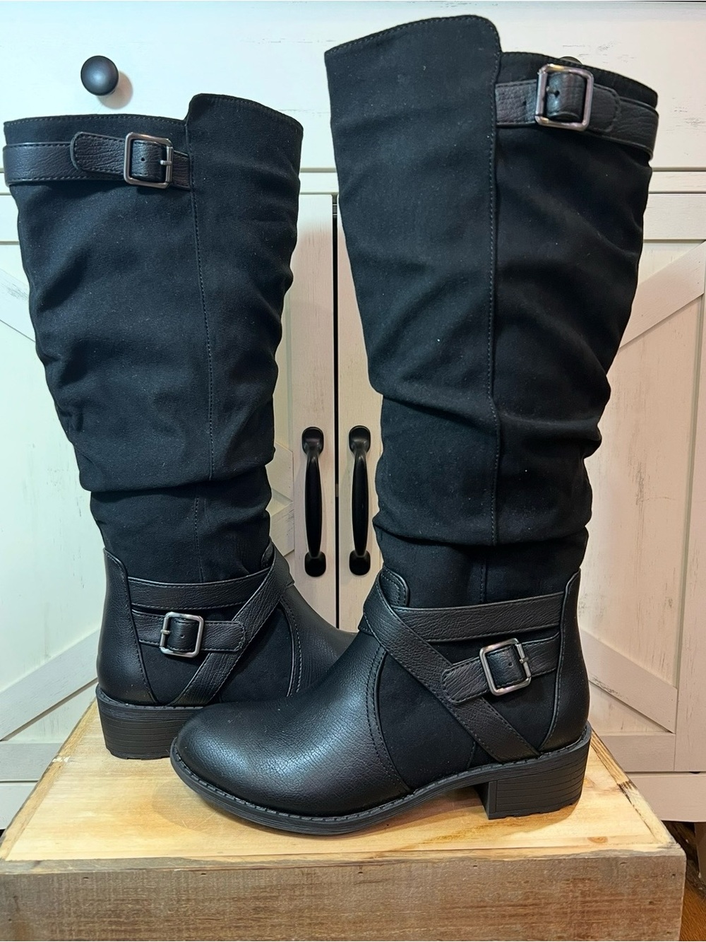 SJB Debra Black Knee High Boots Slouchy Riding Buckle Women's Size 6.5 NIB